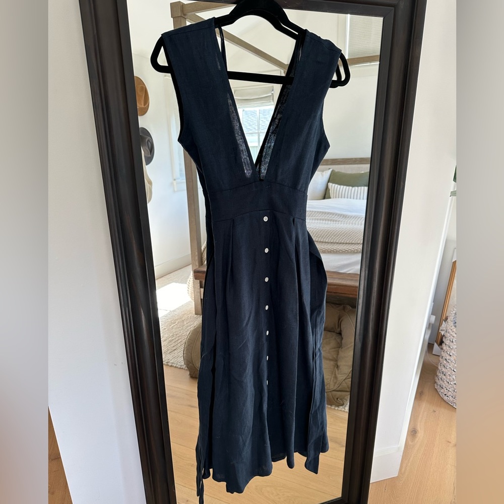 Faithfull The Brand “Le Roch” Linen Midi Dress | Size Small | Color Navy